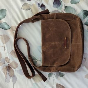 Peg & Awl Finch Satchel